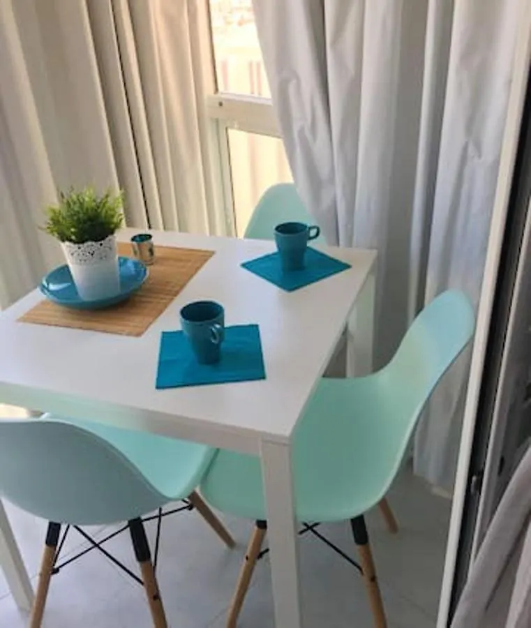 Cosy Studio With Sea View In Benalmadena 33 Sqm + Pool Lägenhet